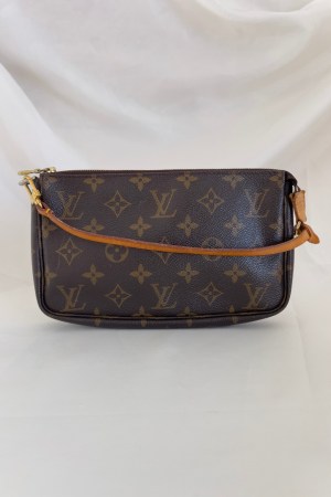 Louis Vuitton Pochette Accessoires with strap