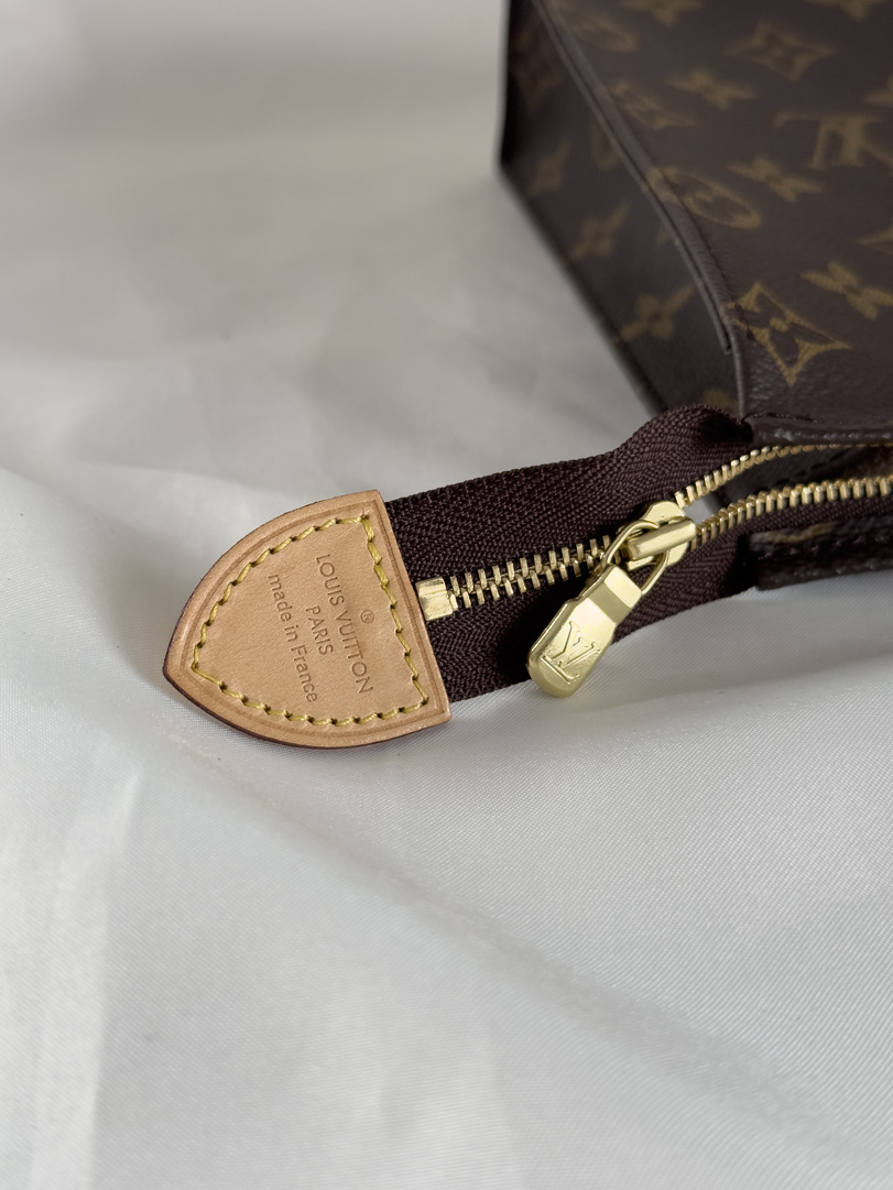 Louis Vuitton Toiletry Monogram