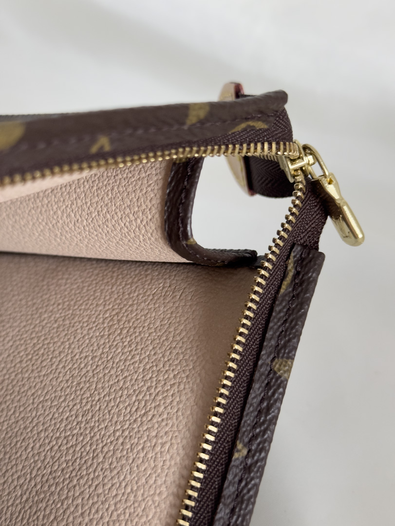 Louis Vuitton Toiletry Monogram