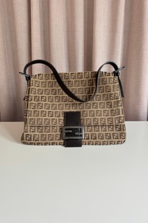 Fendi Mamma Baguette