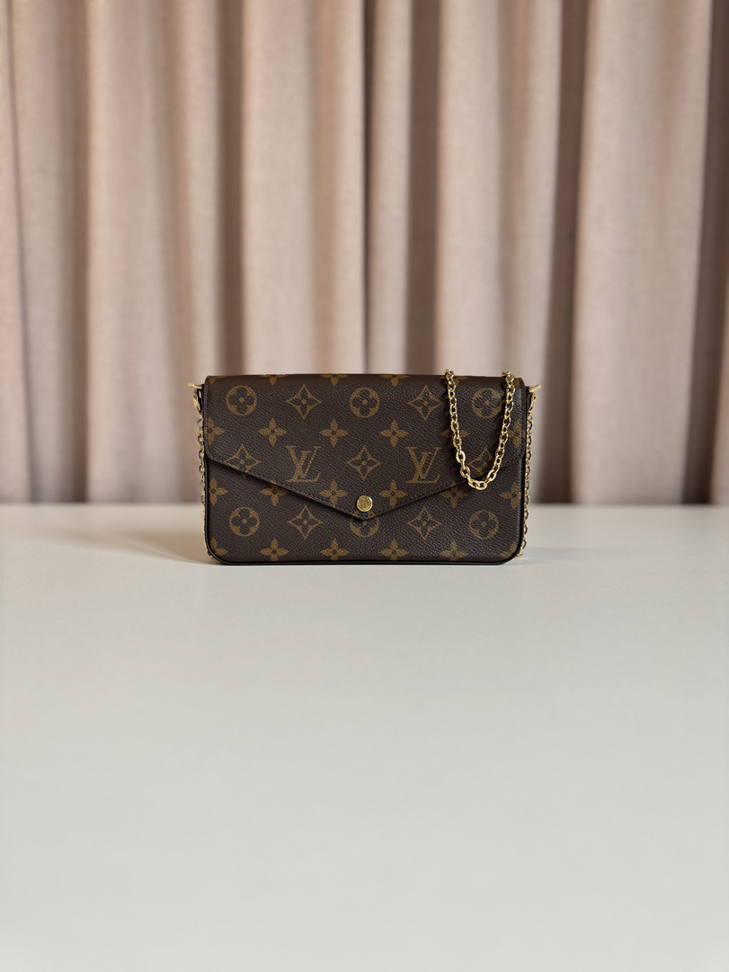 Louis Vuitton Pochette Felicie Monogram Canvas