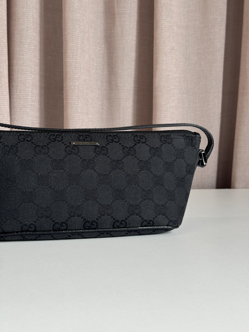 Gucci Boat Bag Black