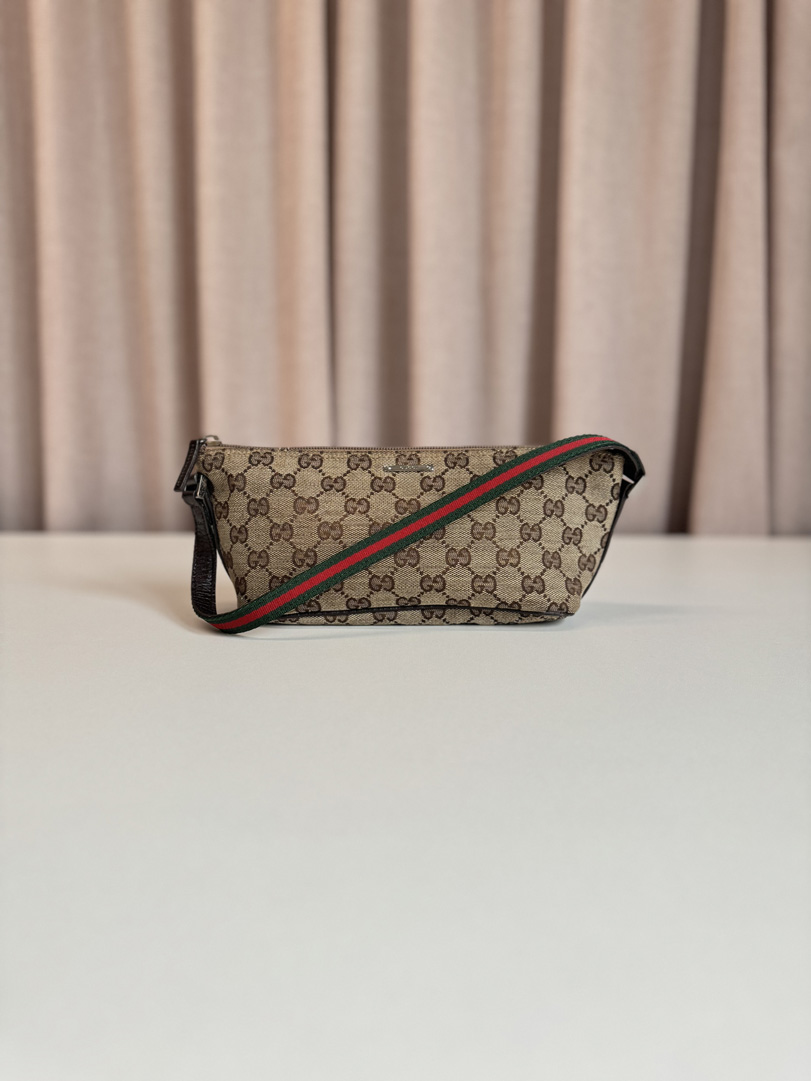 Gucci Boat Bag Cherry