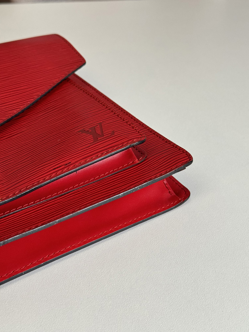 Louis Vuitton Monceau Red
