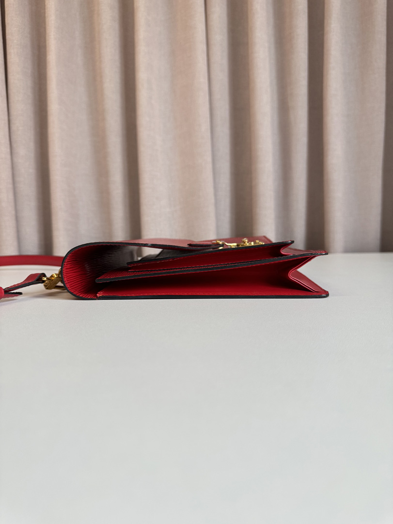 Louis Vuitton Monceau Red