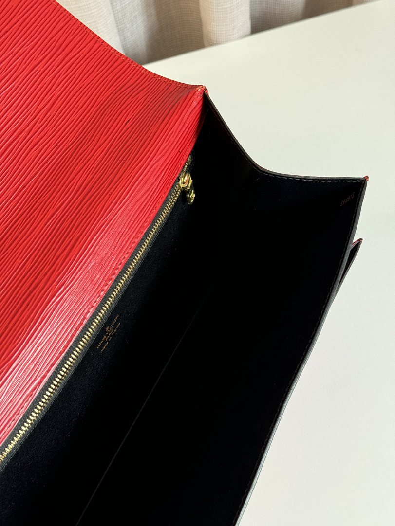 Louis Vuitton Monceau Red