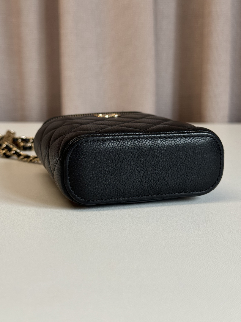 Chanel Vanity Caviar