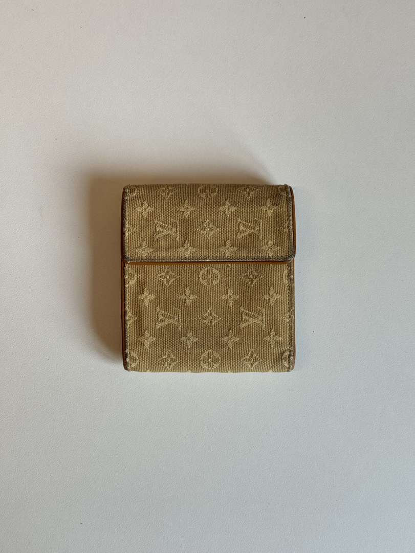 Louis Vuitton Wallet Beige