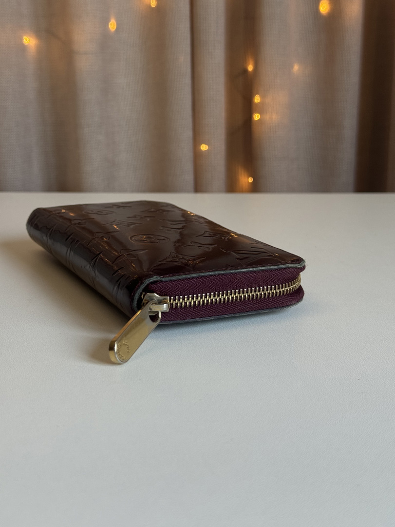 Louis Vuitton Vernis Wallet