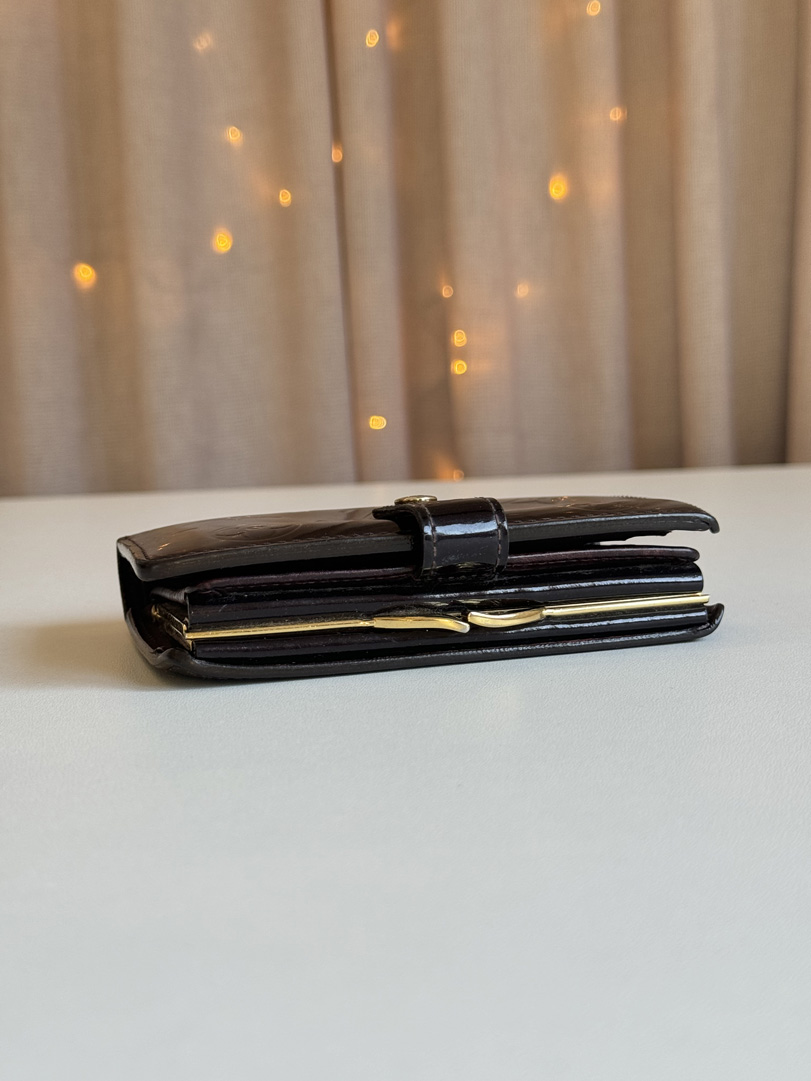 Louis Vuitton Wallet Vernis Monogram Canvas