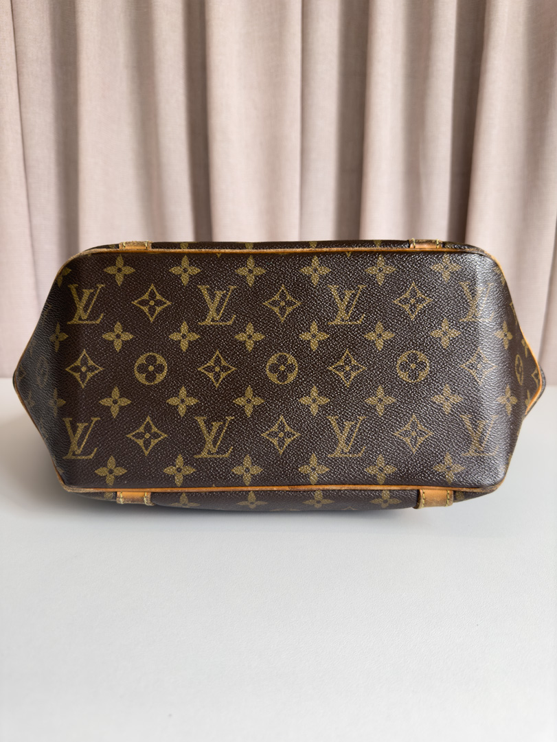 Louis Vuitton Monogram Tote - Image 4