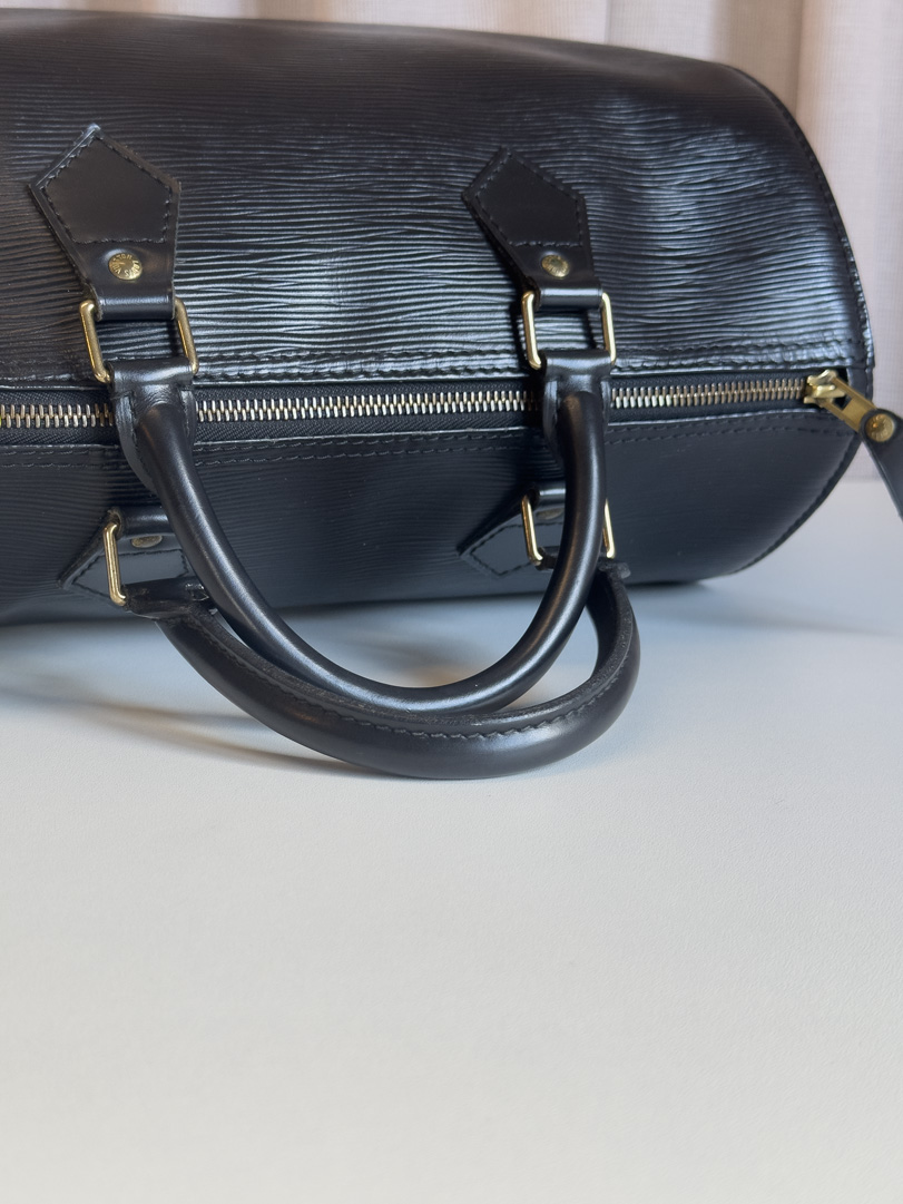 Louis Vuitton Epi Speedy Black - Image 6