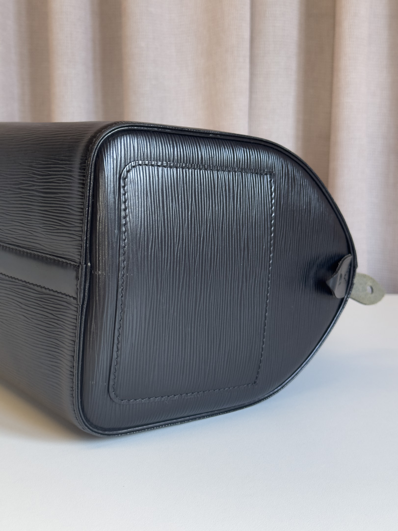 Louis Vuitton Epi Speedy Black - Image 9