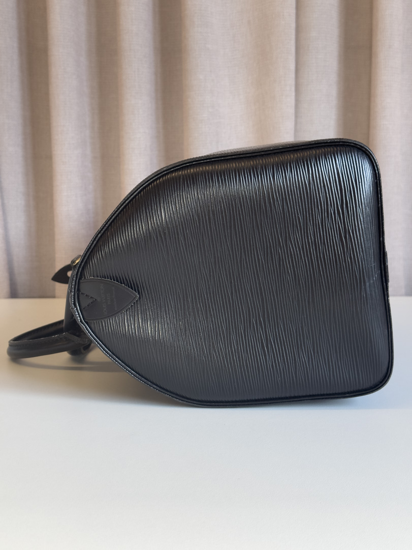 Louis Vuitton Epi Speedy Black - Image 10