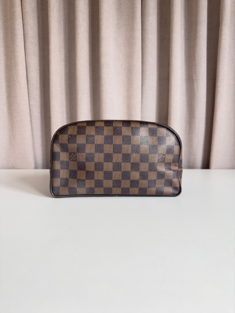 Louis Vuitton Trousse Toilette