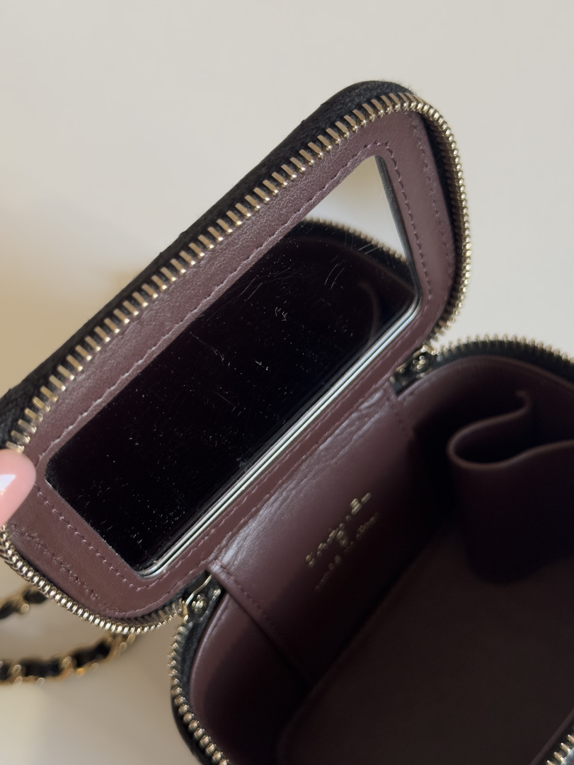 Chanel Black Vanity Bag - Afbeelding 7