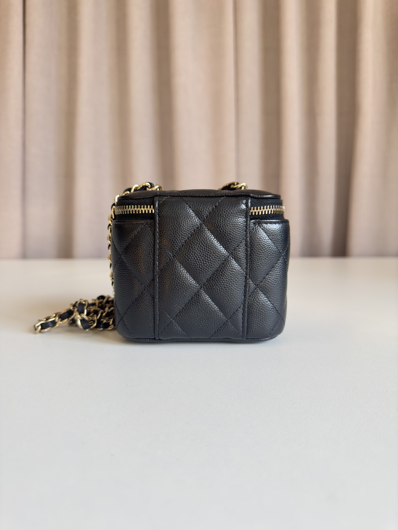 Chanel Black Vanity Bag - Afbeelding 3