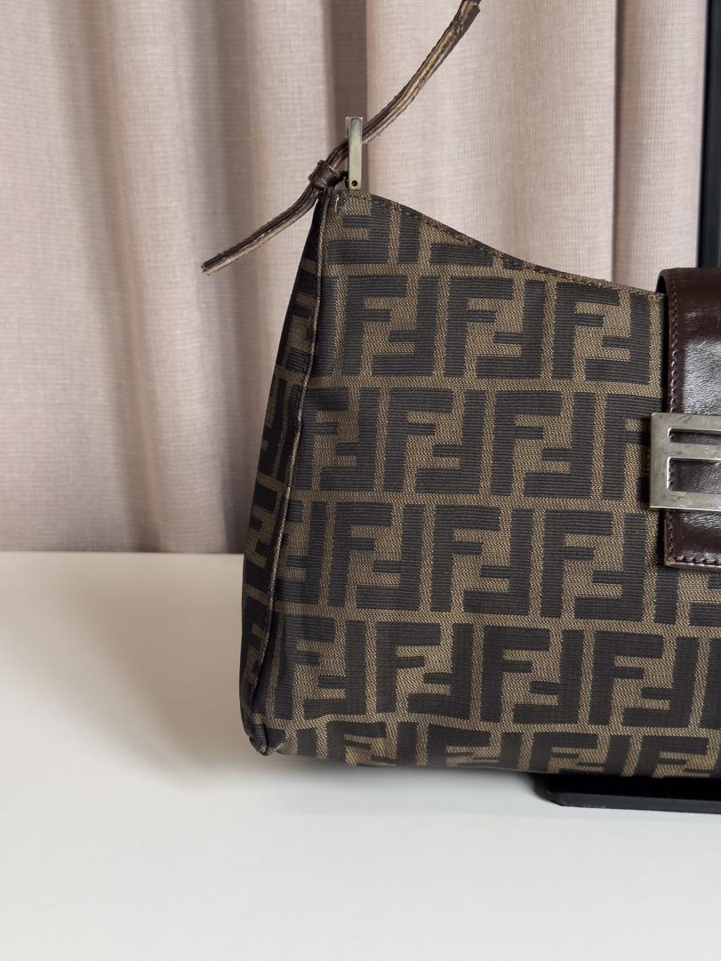 Fendi Zucca Shoulder - Afbeelding 2