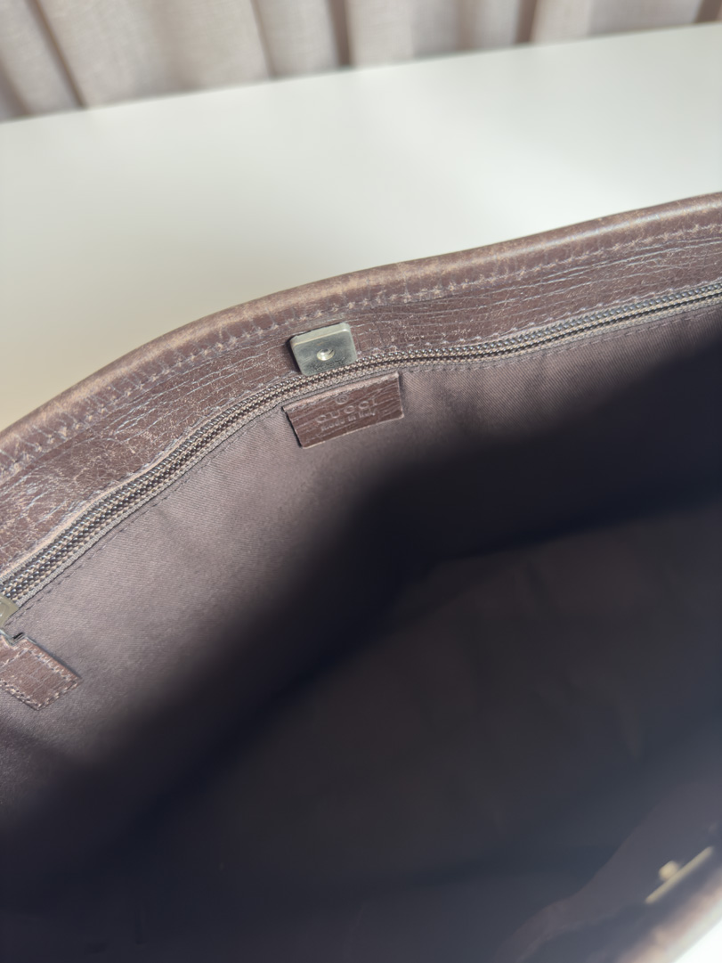Gucci Supreme Canvas Tote - Image 10