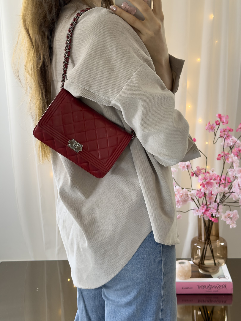 Chanel Boy Wallet On Chain