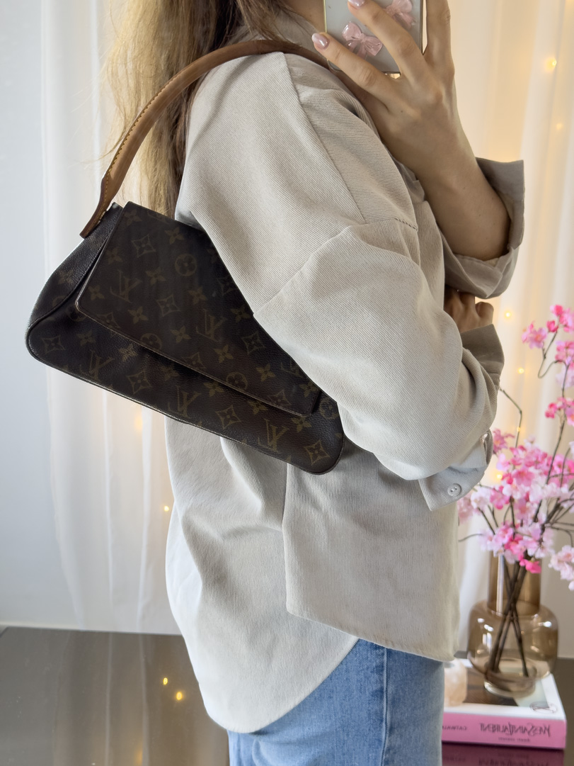 Louis Vuitton Mini Looping Bag - Afbeelding 9