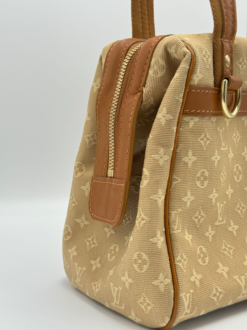 Louis Vuitton Josephine Yellow - Image 7