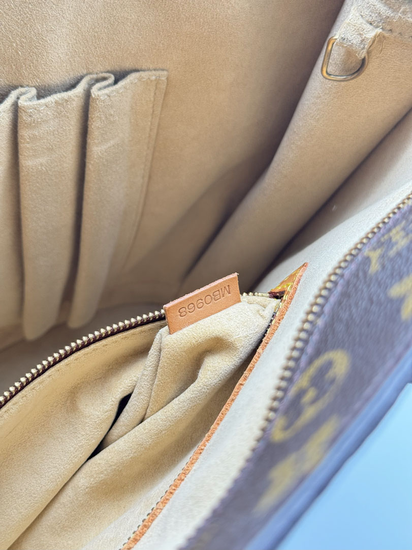 Louis Vuitton Babylone Tote - Image 14