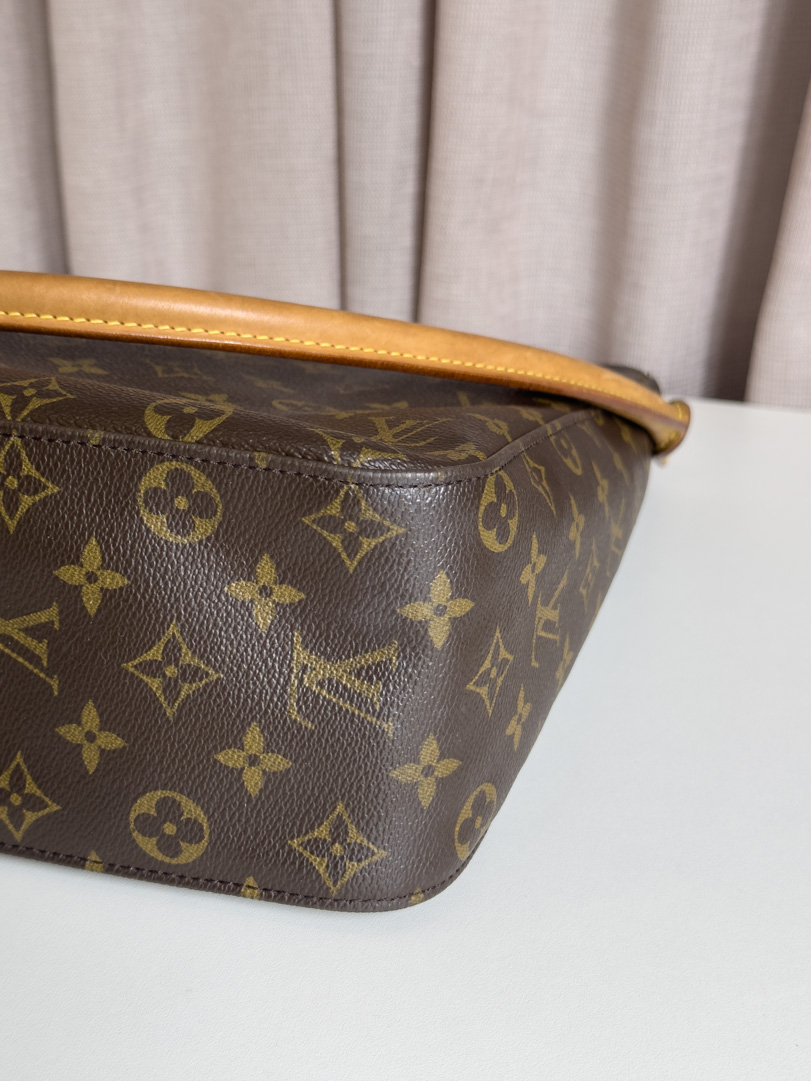 Louis Vuitton Looping Bag - Image 5