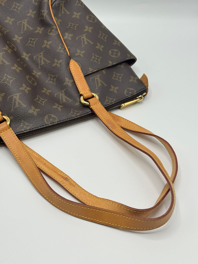 Louis Vuitton Totally PM Tote
