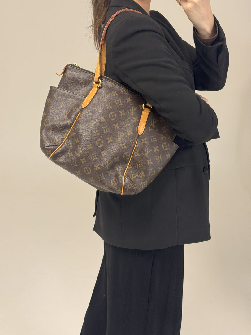 Louis Vuitton Totally PM Tote