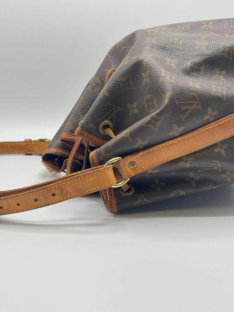 Louis Vuitton Monogram Petit Noe