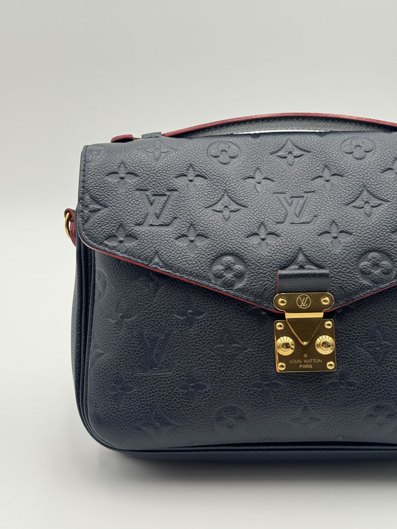 Louis Vuitton Pochette Metis Empreinte Navy