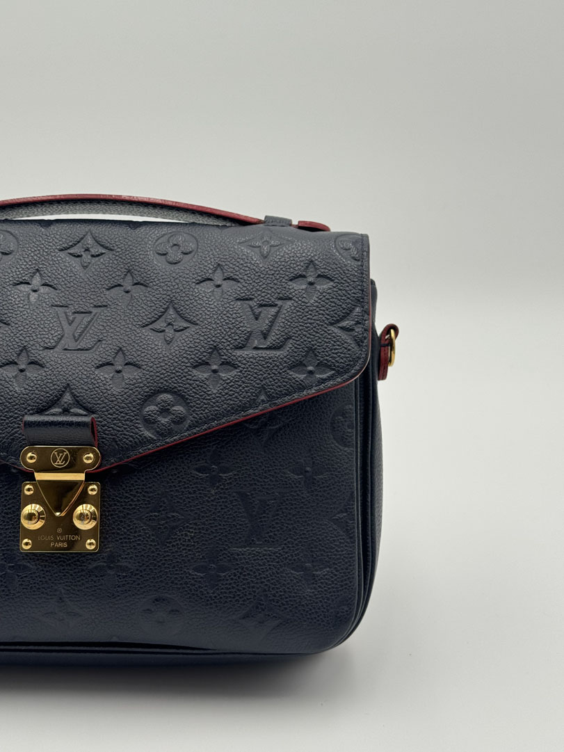 Louis Vuitton Pochette Metis Empreinte Navy
