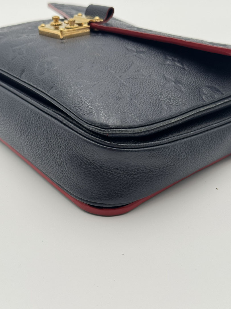 Louis Vuitton Pochette Metis Empreinte Navy