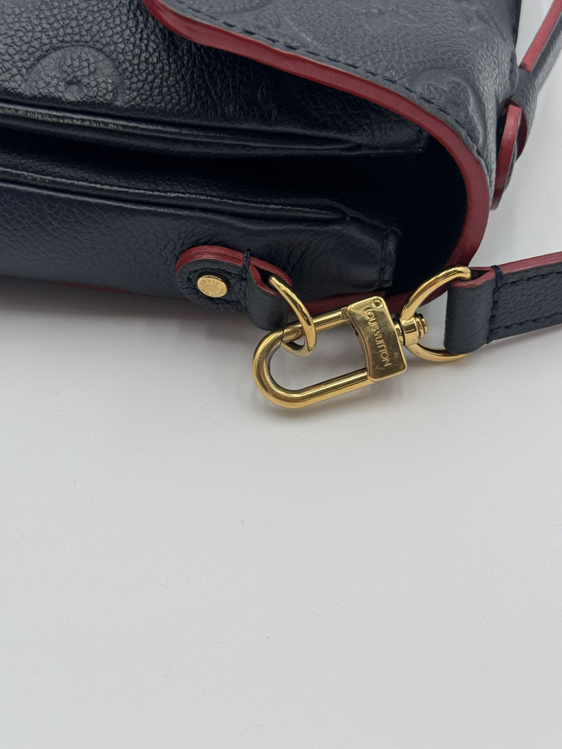 Louis Vuitton Pochette Metis Empreinte Navy