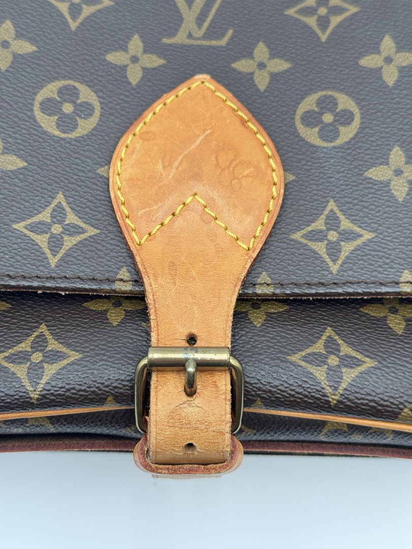 Louis Vuitton Cartouchiere GM