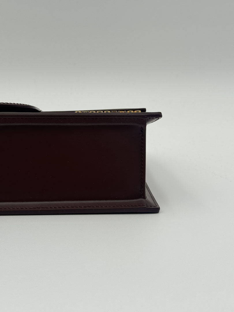 Jacquemus Le Grand Bambino