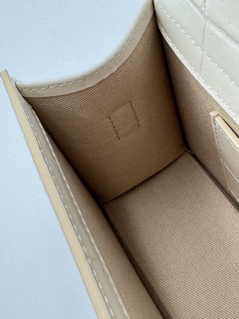 Jacquemus Le Grand Bambino