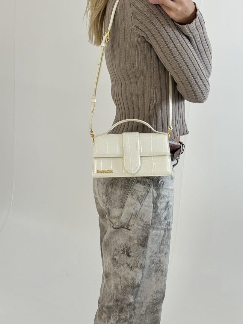 Jacquemus Le Grand Bambino