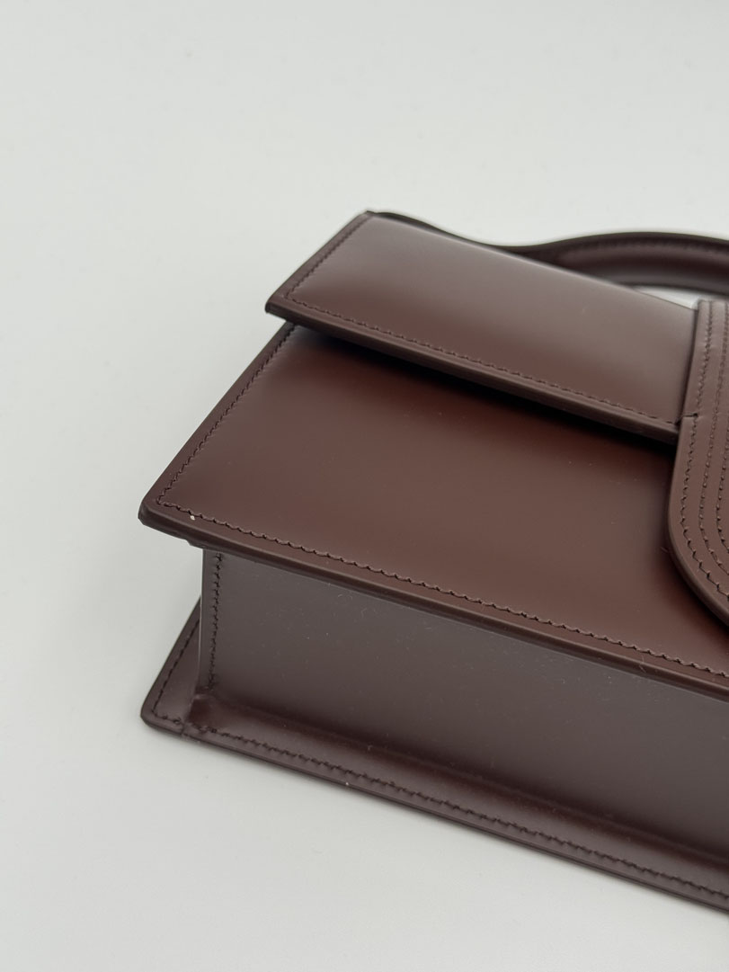 Jacquemus Le Grand Bambino