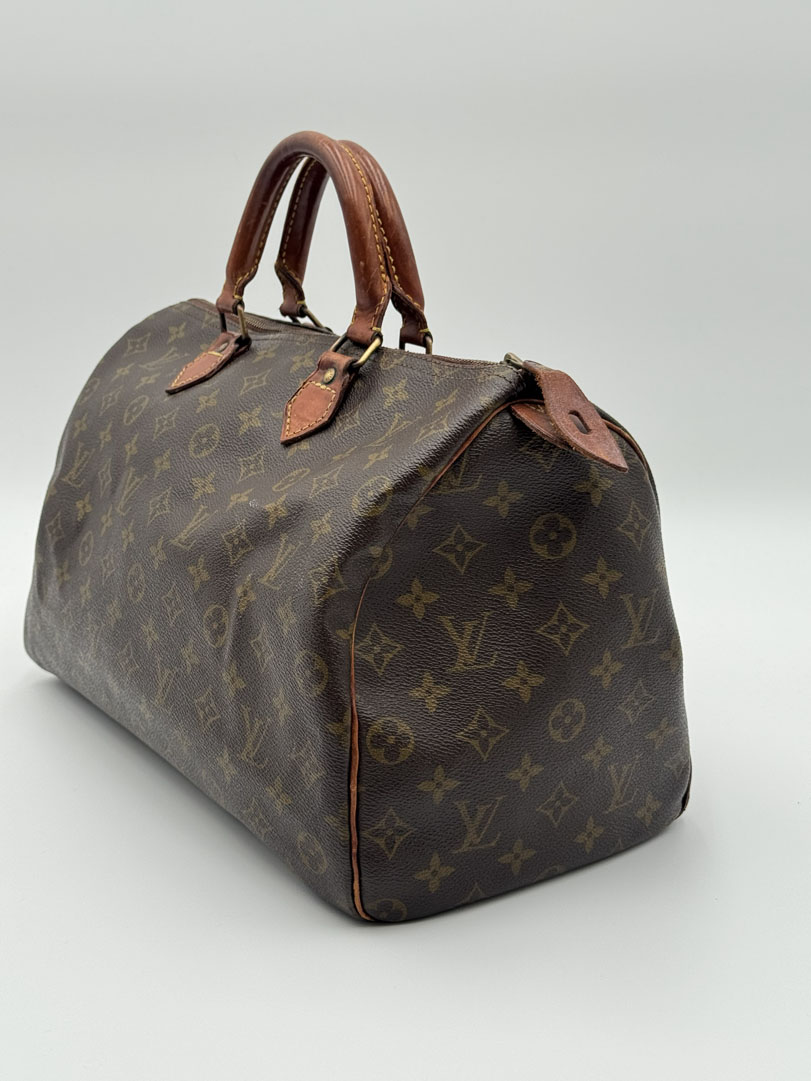 Louis Vuitton Speedy 35