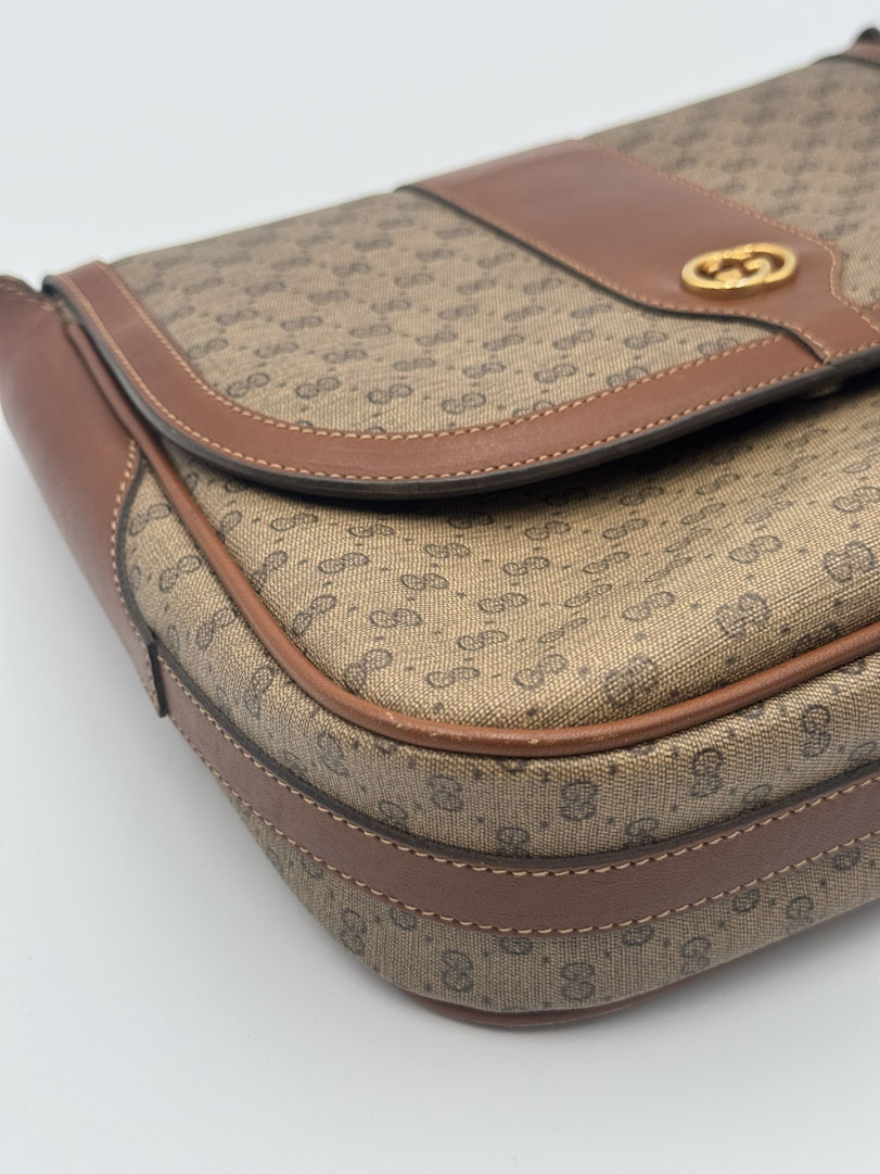 Gucci Supreme Shoulder Bag