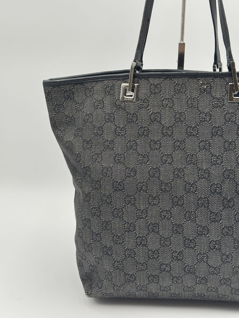 Gucci GG Canvas Tote Bag Black Silver