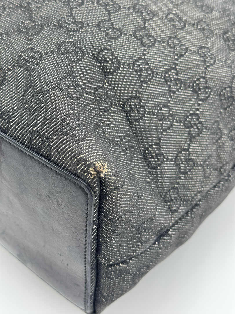 Gucci GG Canvas Tote Bag Black Silver