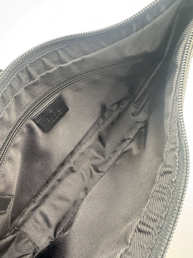 Gucci Grey GG Canvas Crossbody Bag - Afbeelding 18