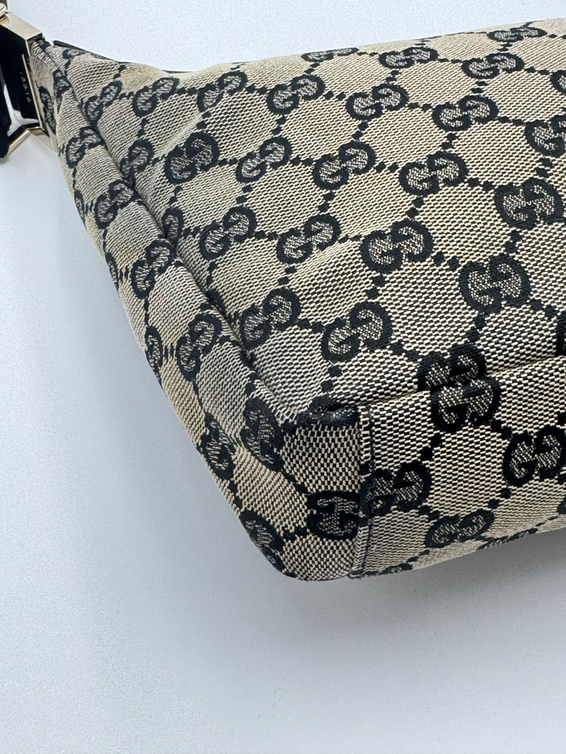 Gucci Grey GG Canvas Crossbody Bag - Afbeelding 13
