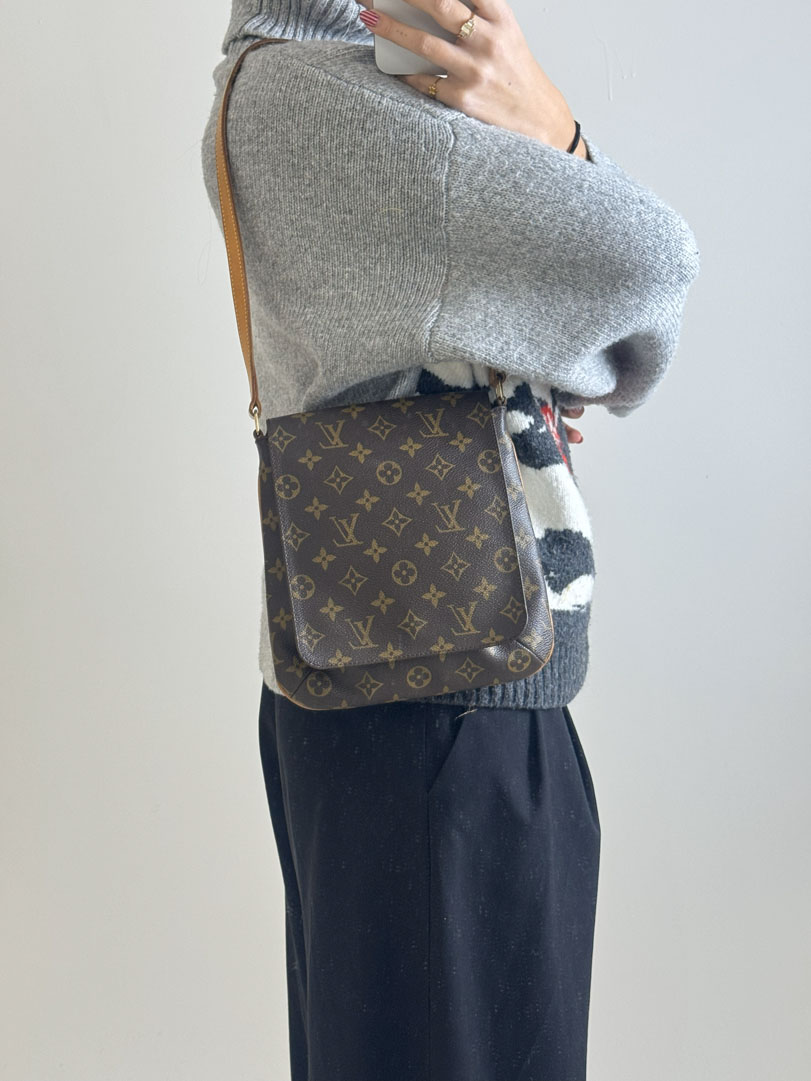 Louis Vuitton Musette Salsa - Image 16
