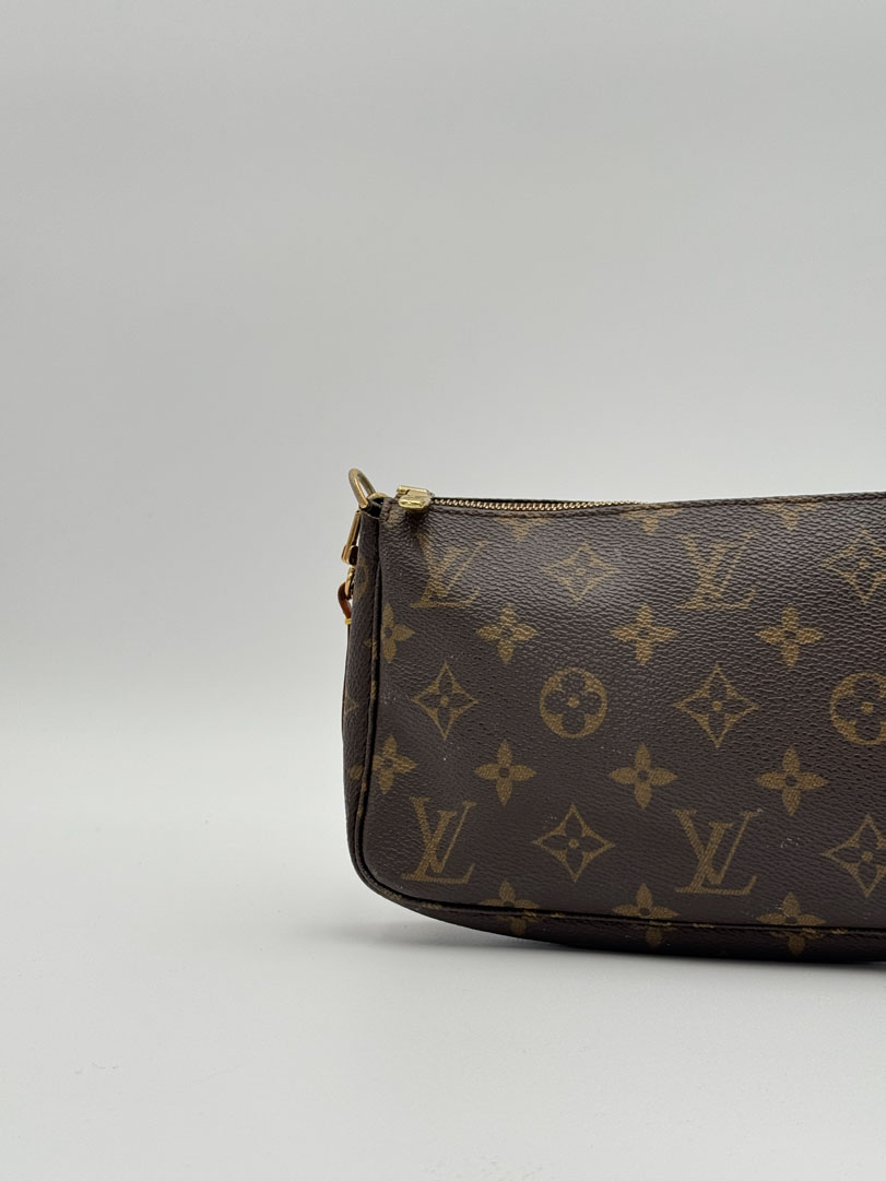 Louis Vuitton Pochette Accessoires - Image 5