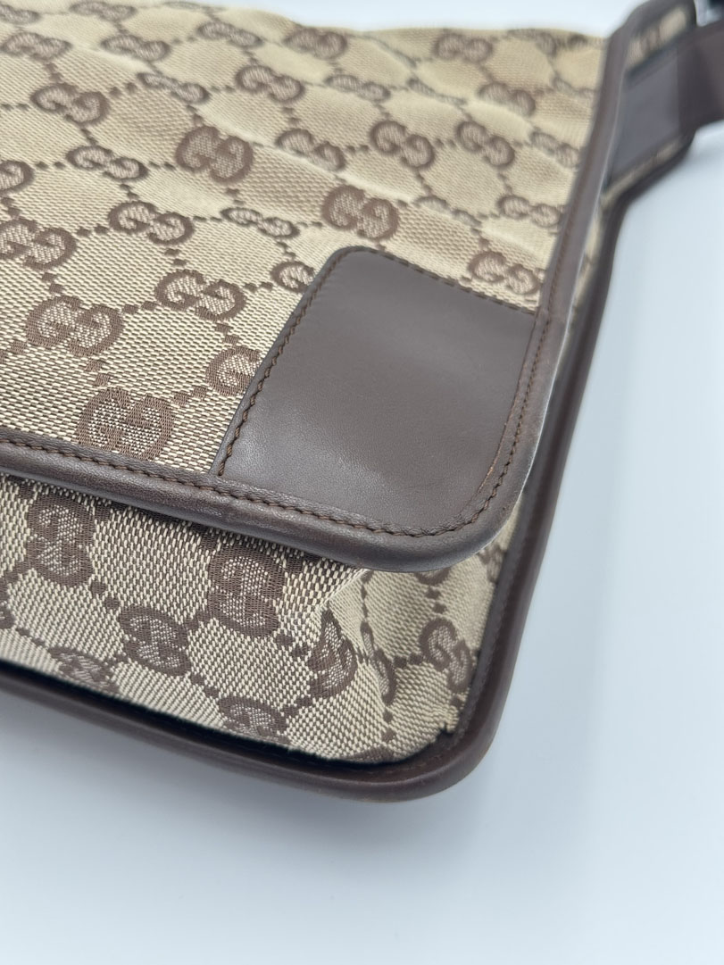 Gucci GG Canvas Shoulder Bag - Image 16