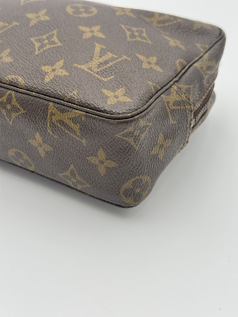 Louis Vuitton Monogram Trousse Toilette 23 - Image 10